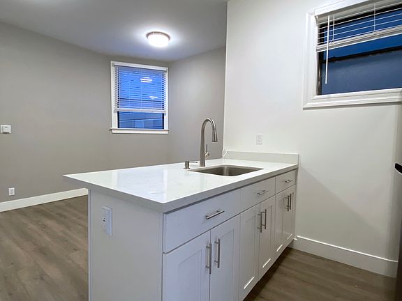 3rd image of 2861 California St APT 9
