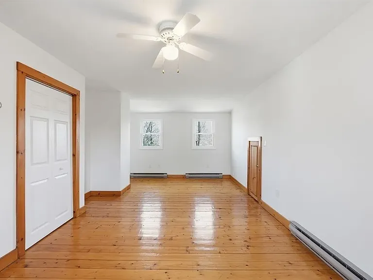 17 Church Ct — Photo 16