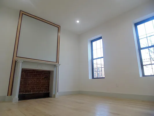Rented by Daniel Gale Sotheby's International Realty | media 10