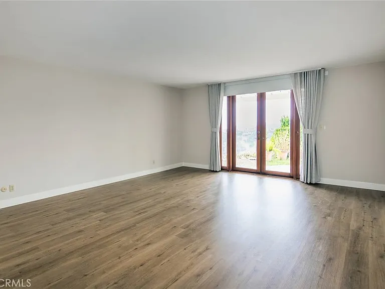 14676 Deervale Pl — Photo 24