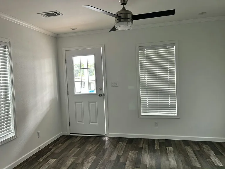 Dade City RV Resort — Photo 111