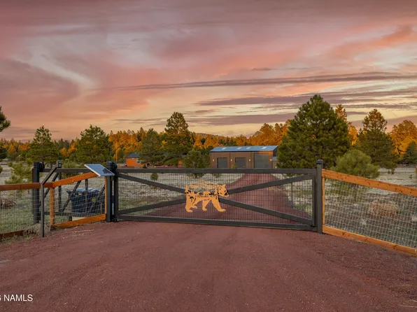 1150 N Three Bears Loop, Parks, AZ 86018