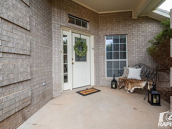 5th image of 4125 Green Meadow Dr