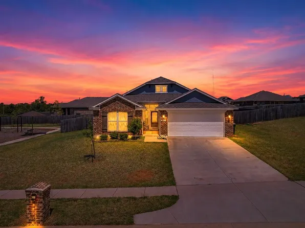 333 Emmy Jean Dr, Blanchard, OK 73010
