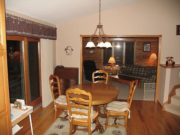 3rd image of 37283 Heritage Way