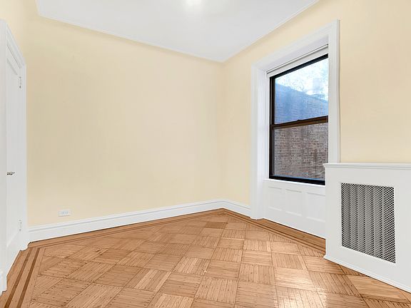 4th image of 68 Montague St APT 3C