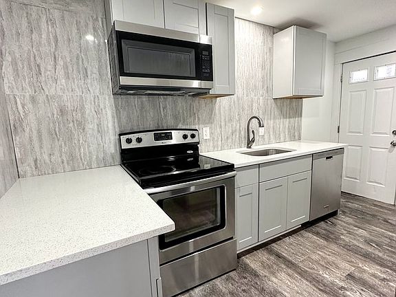2nd image of 3026 Glen Mawr St Unit 1