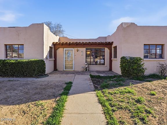 2nd image of 412 Catalina Ln