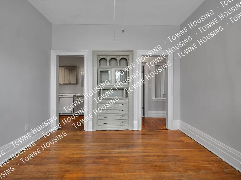 215 Allen St #1 — Photo 15