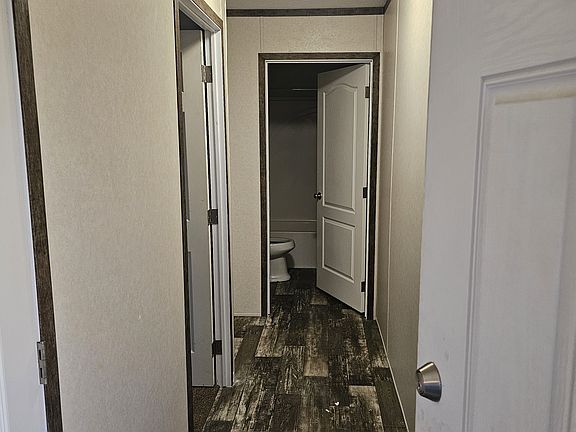 5th image of 30-30 Chocolate St