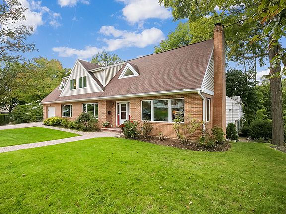 107 Potter Rd Scarsdale, NY 10583 (05 of 36 ).jpg