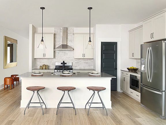 Tea Farm - Harrison Interior Image 2