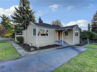 2761 NE 95th St, Seattle, WA 98115