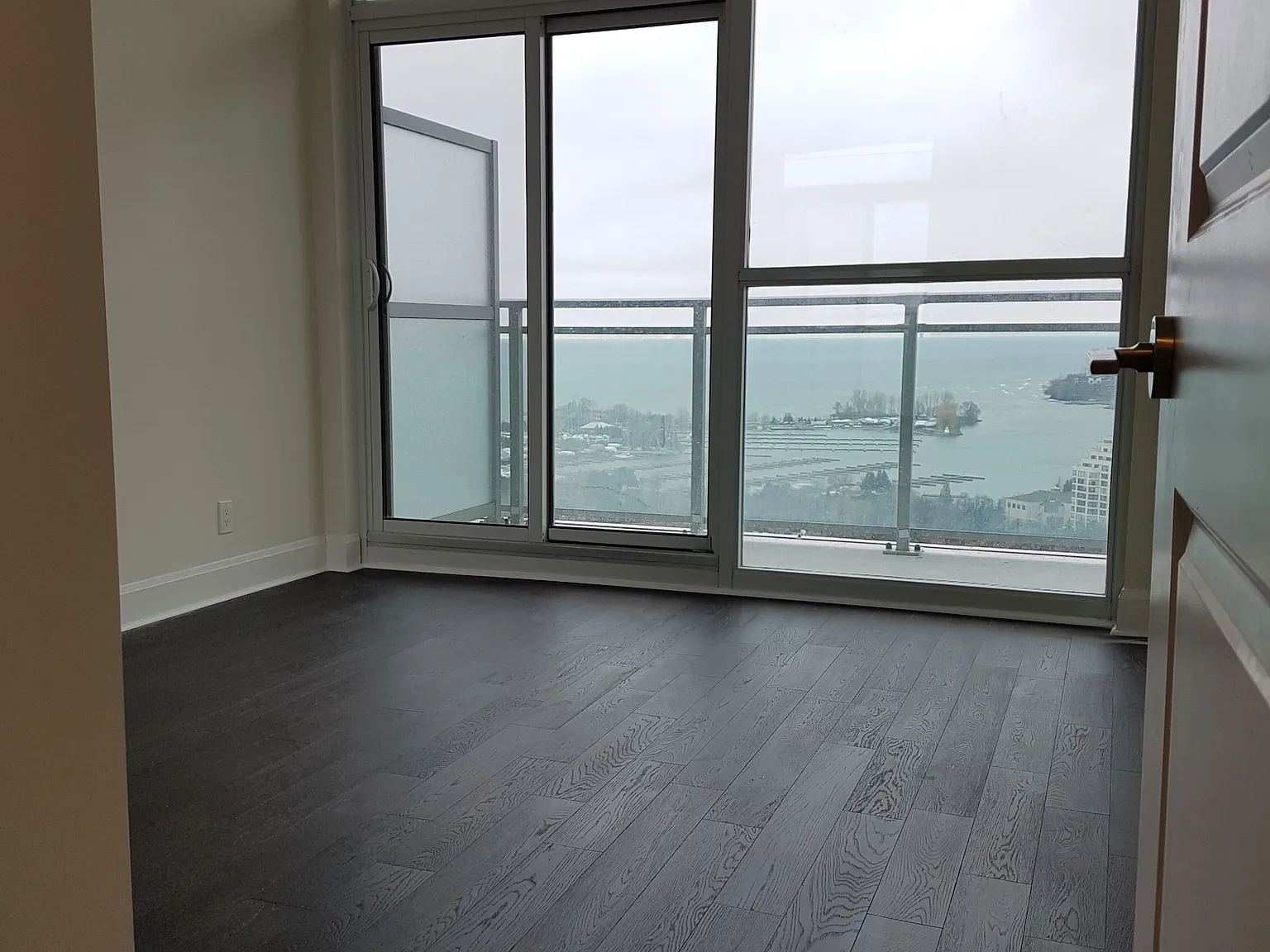 2 bed, $3,100 — Photo 2