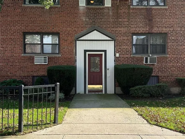 84-28 155 Avenue #3L, Howard Beach, NY 11414