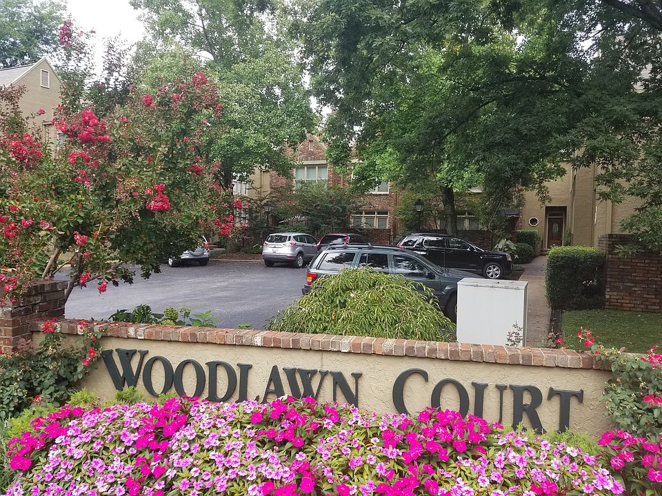 Woodlawn Court
