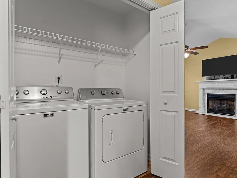 501 Rookwood Ct — Photo 14