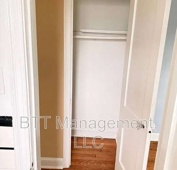 8401 Greenwood Ave #3 — Photo 73