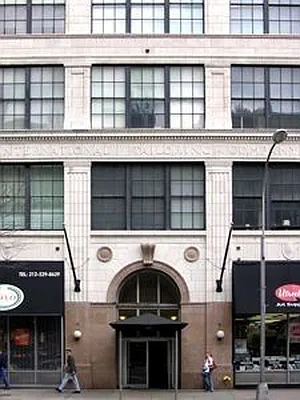 Sold by Douglas Elliman | media 26