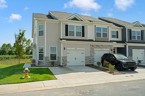 480 Wheatfield Rd Photo 1