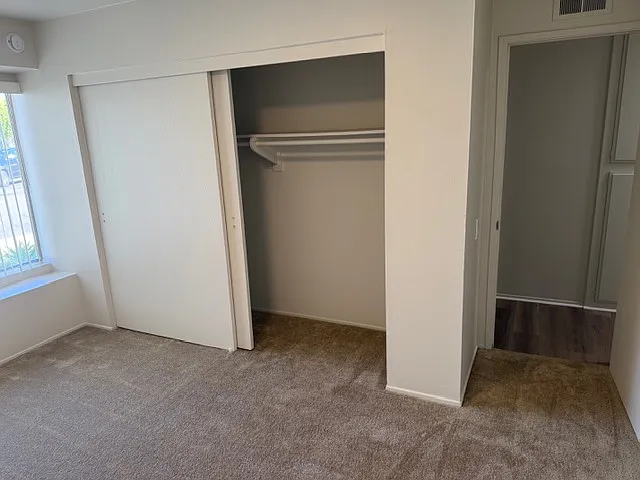 Closet in bedroom 2
