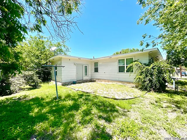 154 Ferris Ave — Photo 18