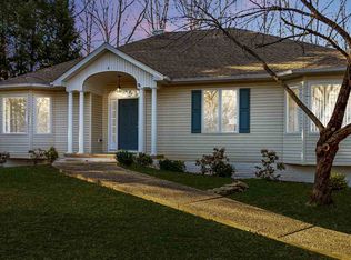 4 Monroe Pl, Palmyra, VA 22963