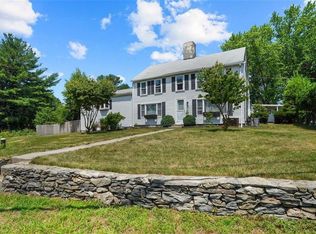 275 Mattity Rd, North Smithfield, RI 02896