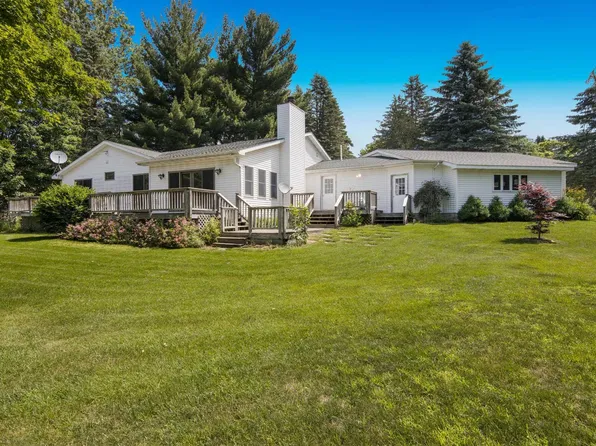 8104 County Road 633, Buckley, MI 49620