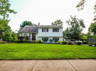 3 Bartle Rd, Somerset, NJ 08873