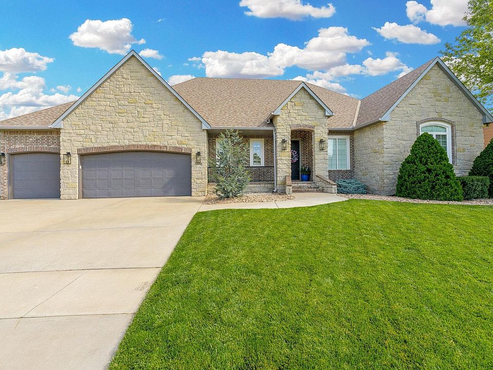 1st image of 1521 N Obsidian Ct