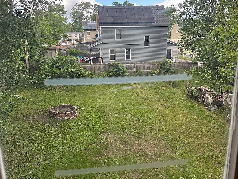 166 King St — Photo 13