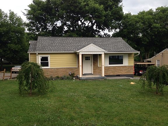 5th image of 2611 Woodyhill Dr