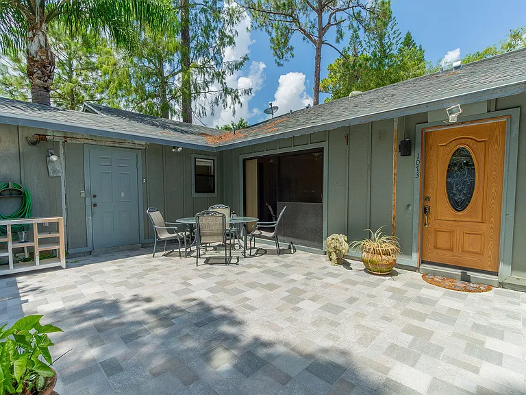 1073 Goldenrod Rd — Photo 6