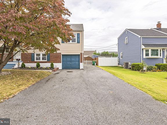 3rd image of 608 N Augustine St
