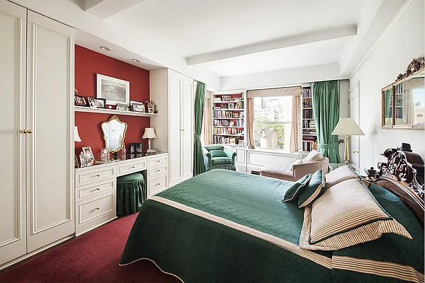 Sold by Stribling | media 5