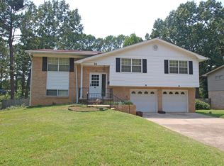 24 Kingspark Rd, Little Rock, AR 72227