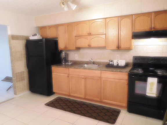 2nd image of 9202 SE Parkway Dr