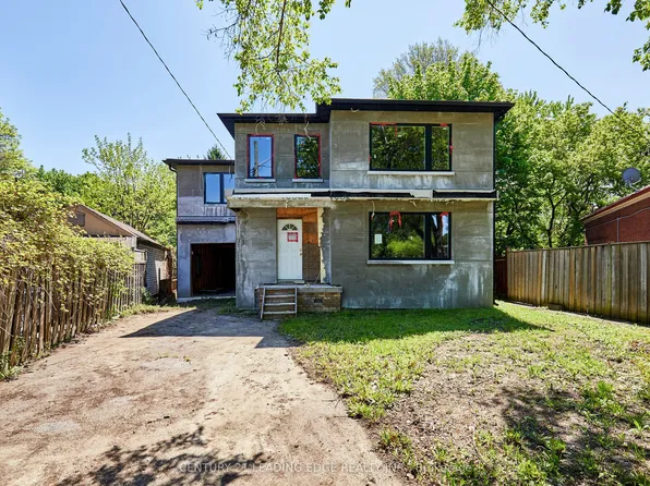213 Phyllis Ave, Toronto, ON M1M 1Y9