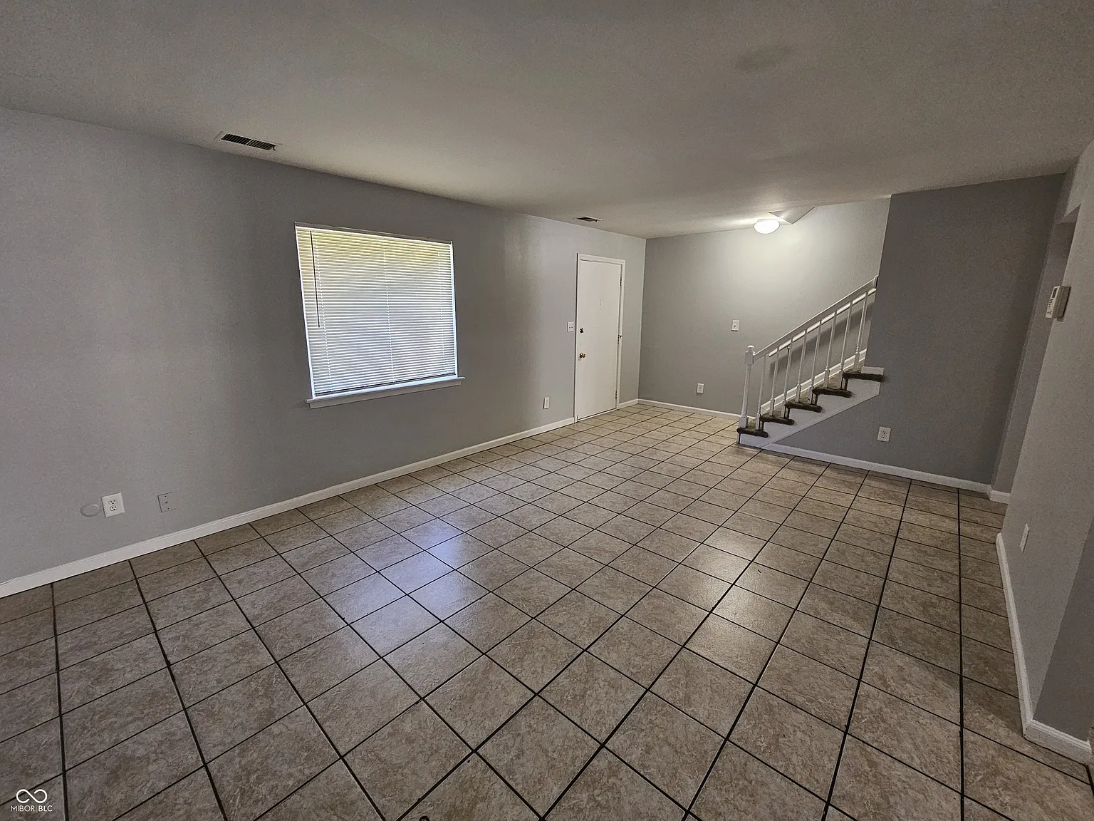 3 bed, 2.5 bath, 1628 sqft, $1,450 — Photo 4