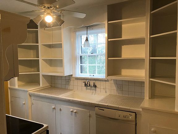 3rd image of 504 W 6th Ave #A