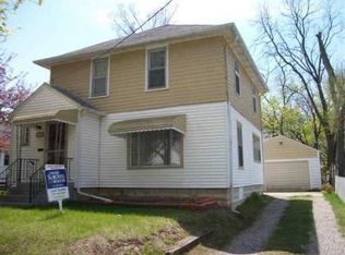 209 E Robinson St, Jackson, MI 49203