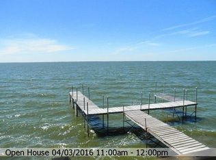 W5625 Faro Springs Rd, HILBERT, WI 54129