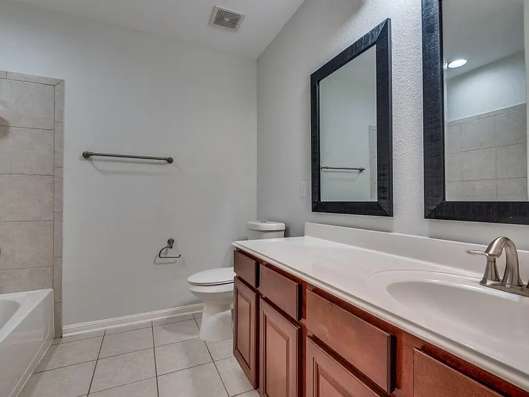 628 Bottle Brush Dr — Photo 17