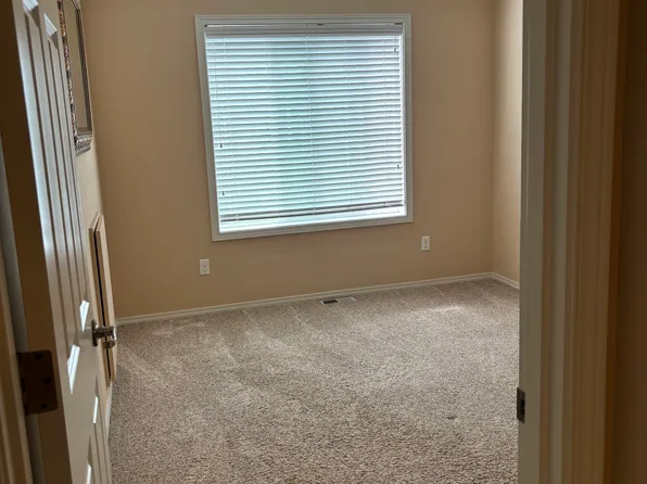 11226 241st Ln NE #106, Redmond, WA 98053