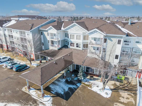 8802 Southfort Dr #211, Fort Saskatchewan, AB T8L 4R6