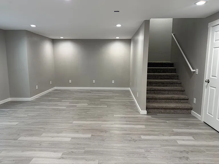 15154 S Battle Dr — Photo 29