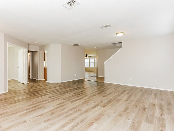 5th image of 3008 Southern Hills Ln