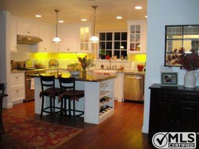 4223 Matilija Ave, Sherman Oaks, CA, 91423