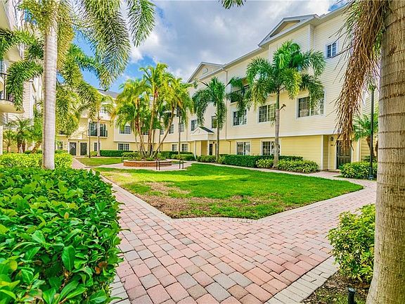 3rd image of 9817 Meadow Field Cir #708